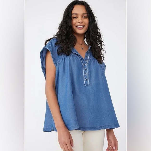 NWT We The Free Summer Love Top - Indigo - Size Small Oversized - Picture 4 of 17